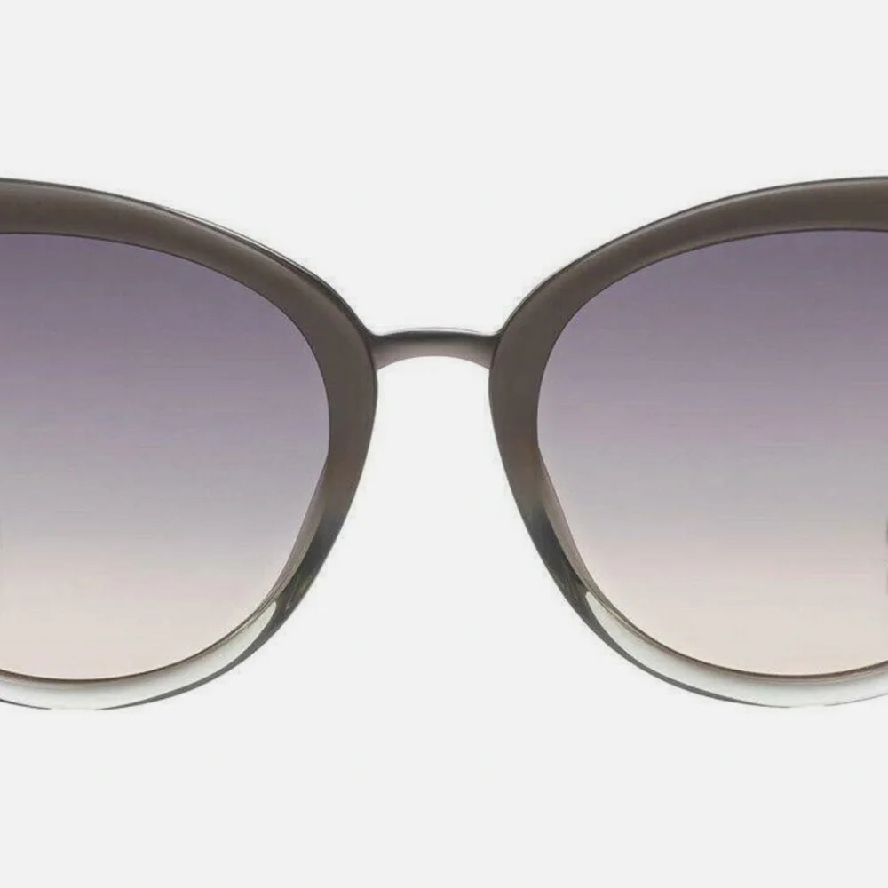 Tom Ford Emma TF 461 59B Grey Sunglasses With‎ Case.